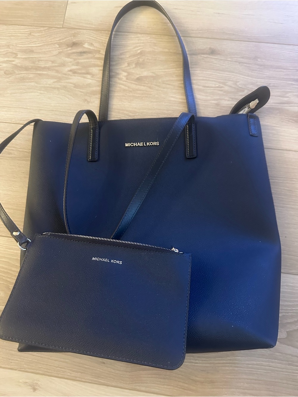 Michael Kors Zipper Tote Bag with pouch - Navy Blue